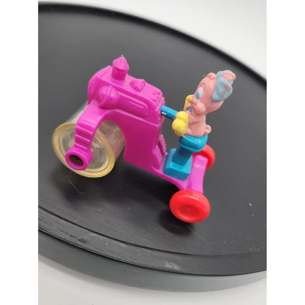 McDonalds Happy Meal 1992 Tiny Toons Wacky Rollers Sweetie Pie Toy